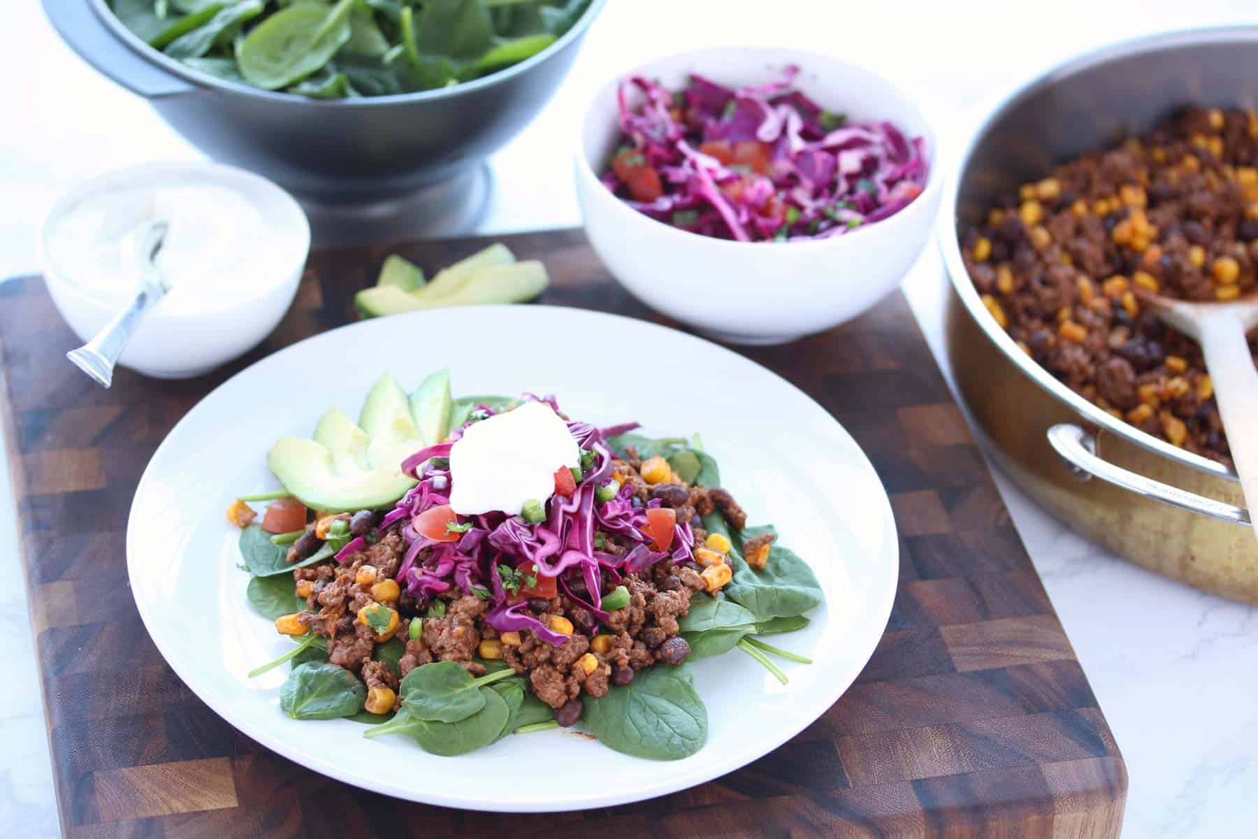 LOW FAMISHED SALAD BOWL